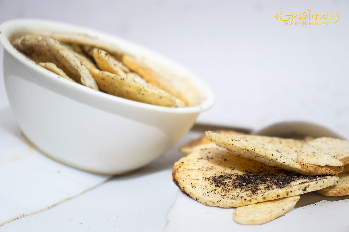 Salted Falhari Kali Chips